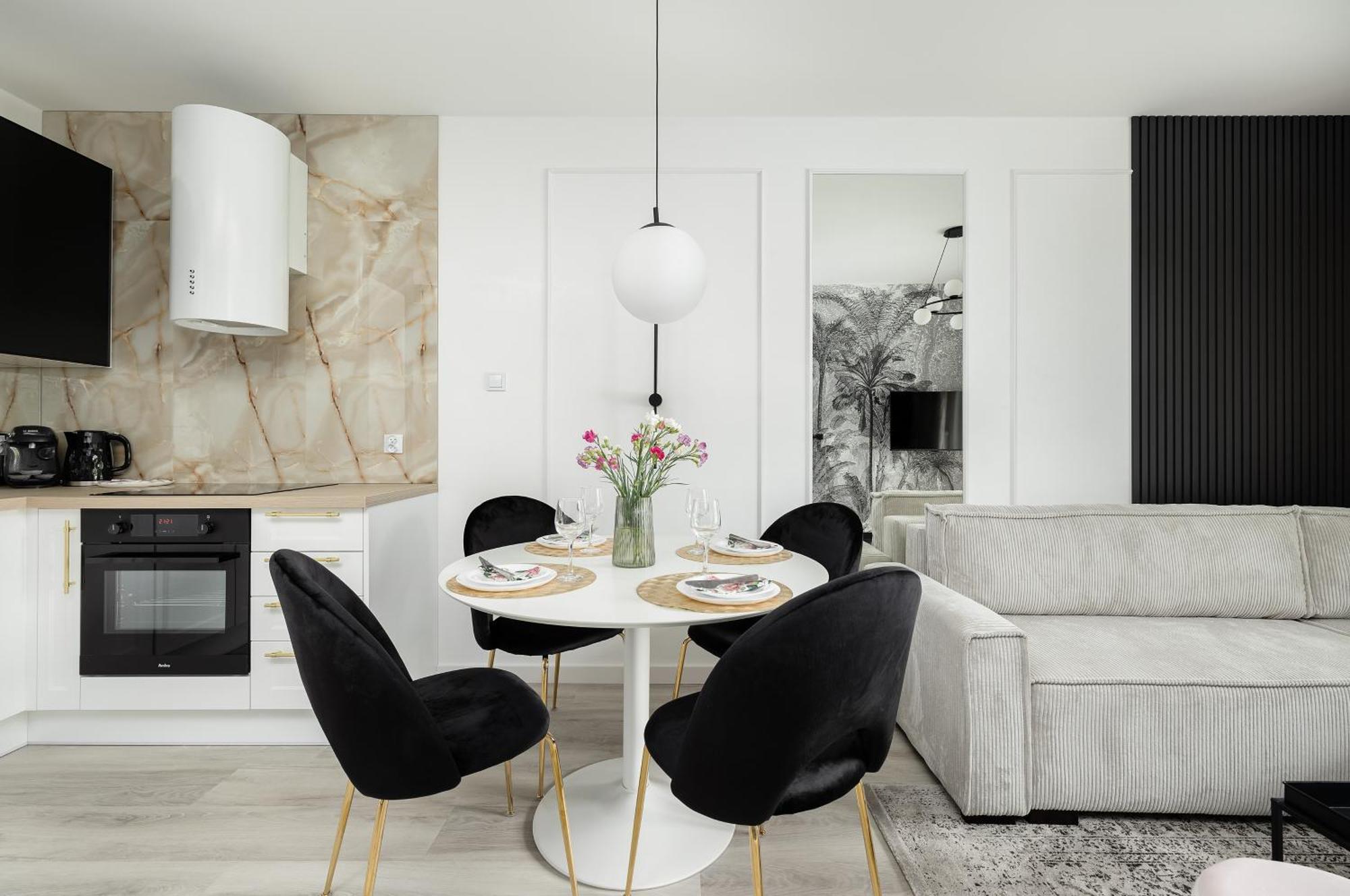 Stylowe Z Parkingiem I Balkonem W Kolobrzegu By Renters